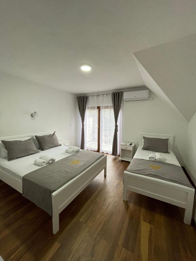 Hotel5E Plav Exterior foto